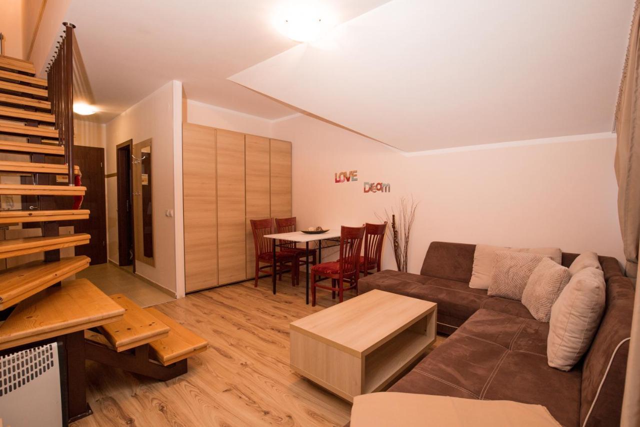 Borovets Gardens Aparthotel Rental Exterior photo